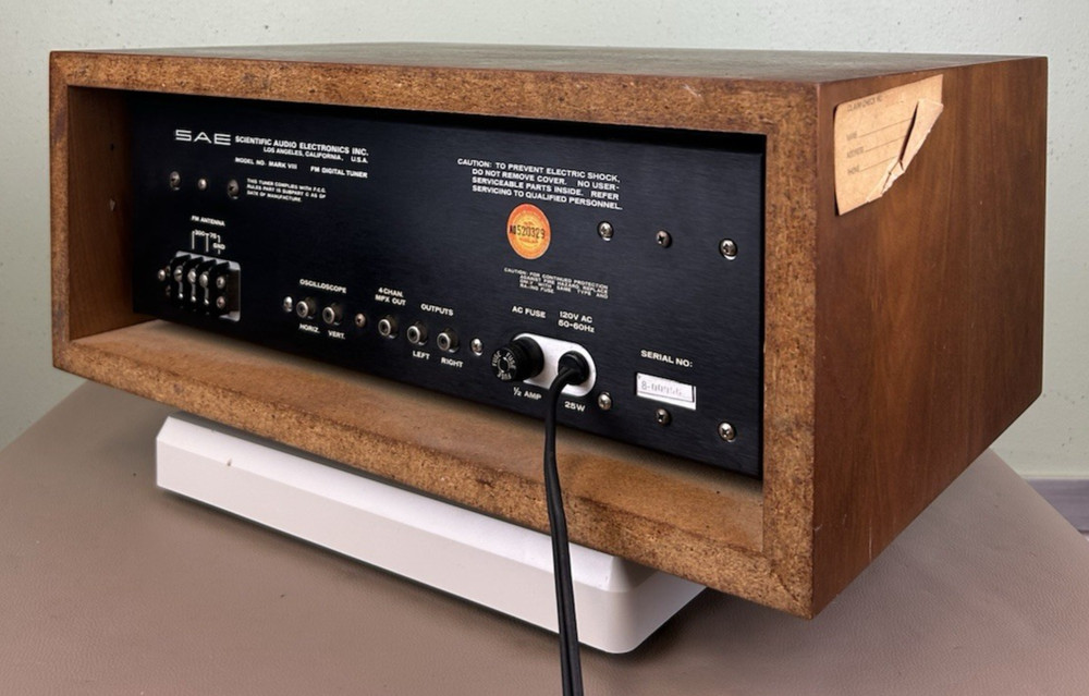 SAE MARK VIII STEREO TUNER