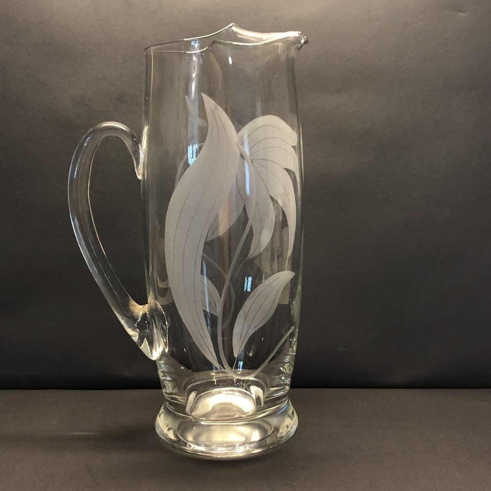 McBride CAMEO 32 Ounce Pitcher GREAT CONDITION