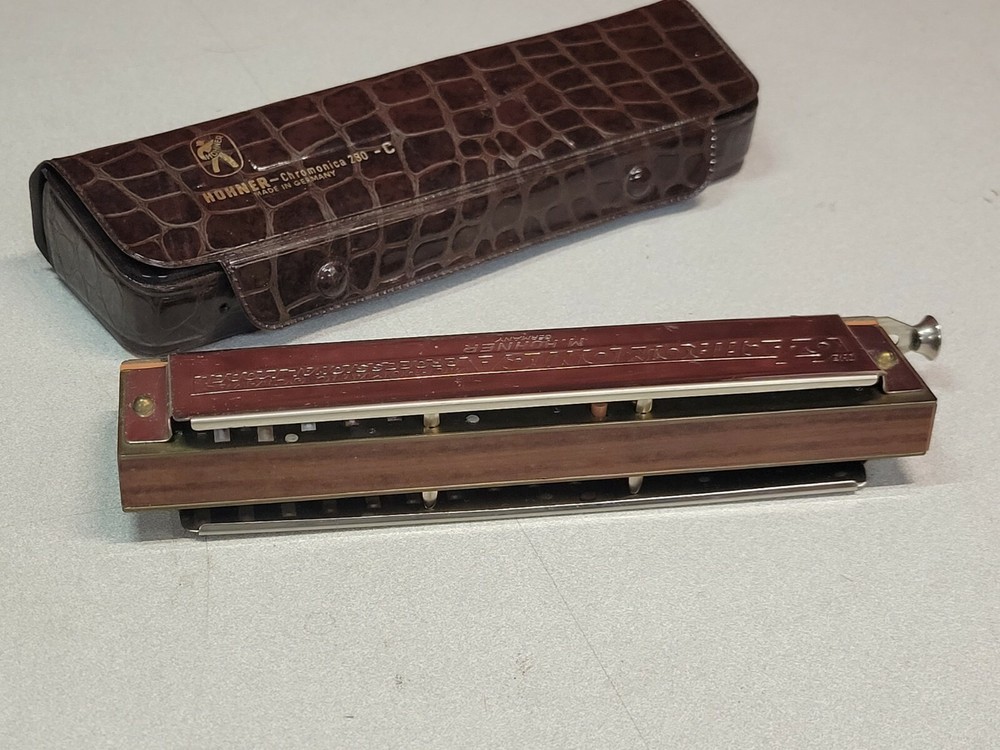 Hohner Harmonica Chromonica 280 C 64 Proffessional 4 Octaves w/ its Case