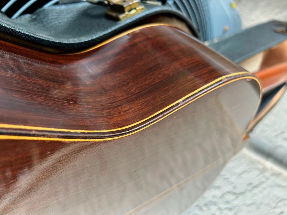 Perfecto Perez ~ classical guitar ~ Hard Case