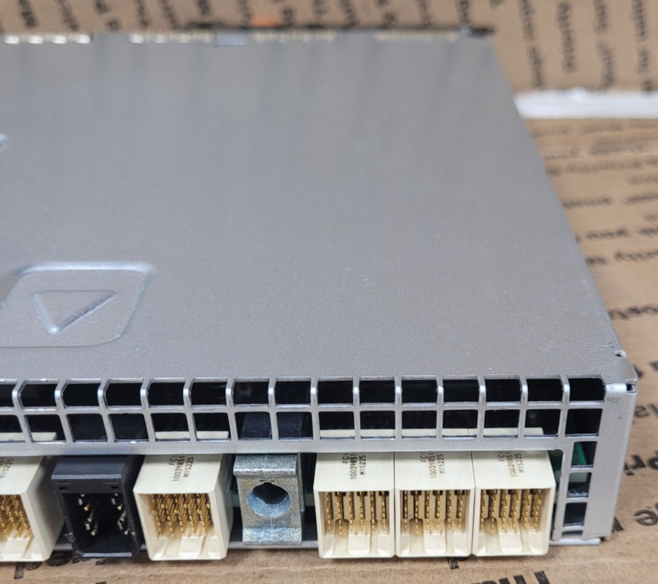 Dell EqualLogic Type 19 Control Module E09M003 TF9FX A00 0W56Y6