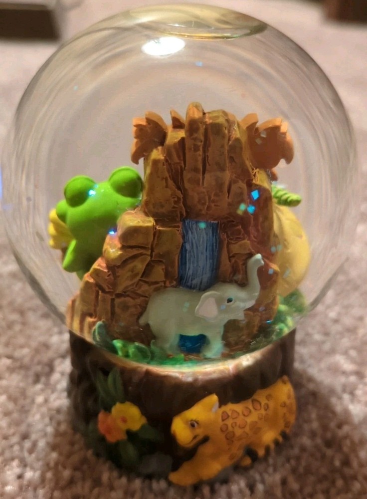 Rainforest Cafe Vintage Snow Globe (Rare, 2003)