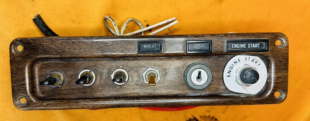 Freightliner FLD 120 Ignition Dash