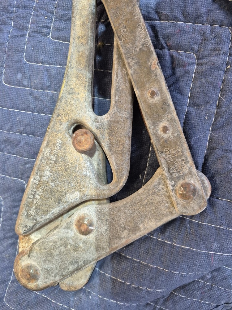 Klein Tools CHICAGO GRIP CABLE PULL WIRE PULLER 1611-30