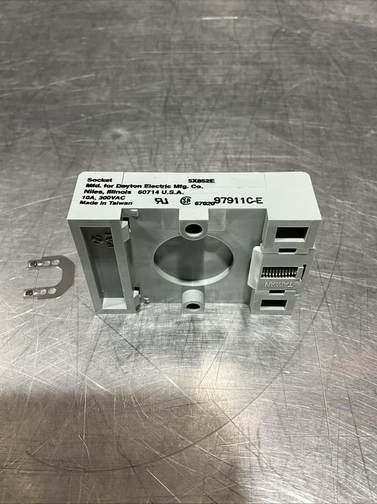 5X852E Socket