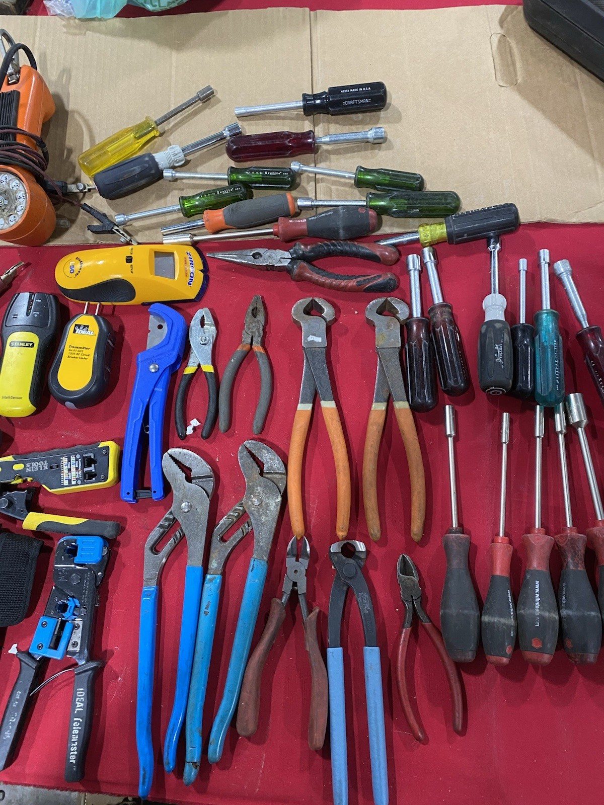 Lot of Electrician Tools Mixed Tools and Brands Screwdrivers Etc Used Free Ship