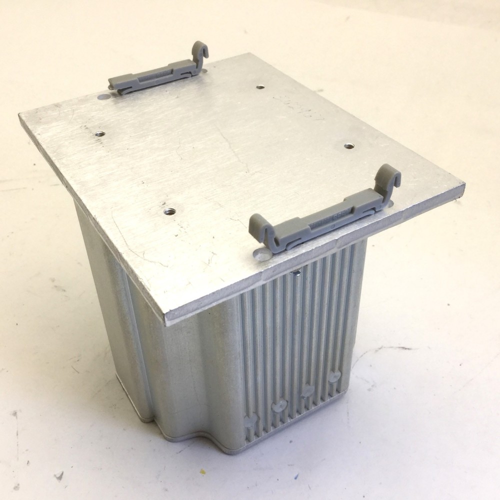 Quicksilver N3-F4-04-EE SilverNugget Servo Controller/Driver *Broken Mount*