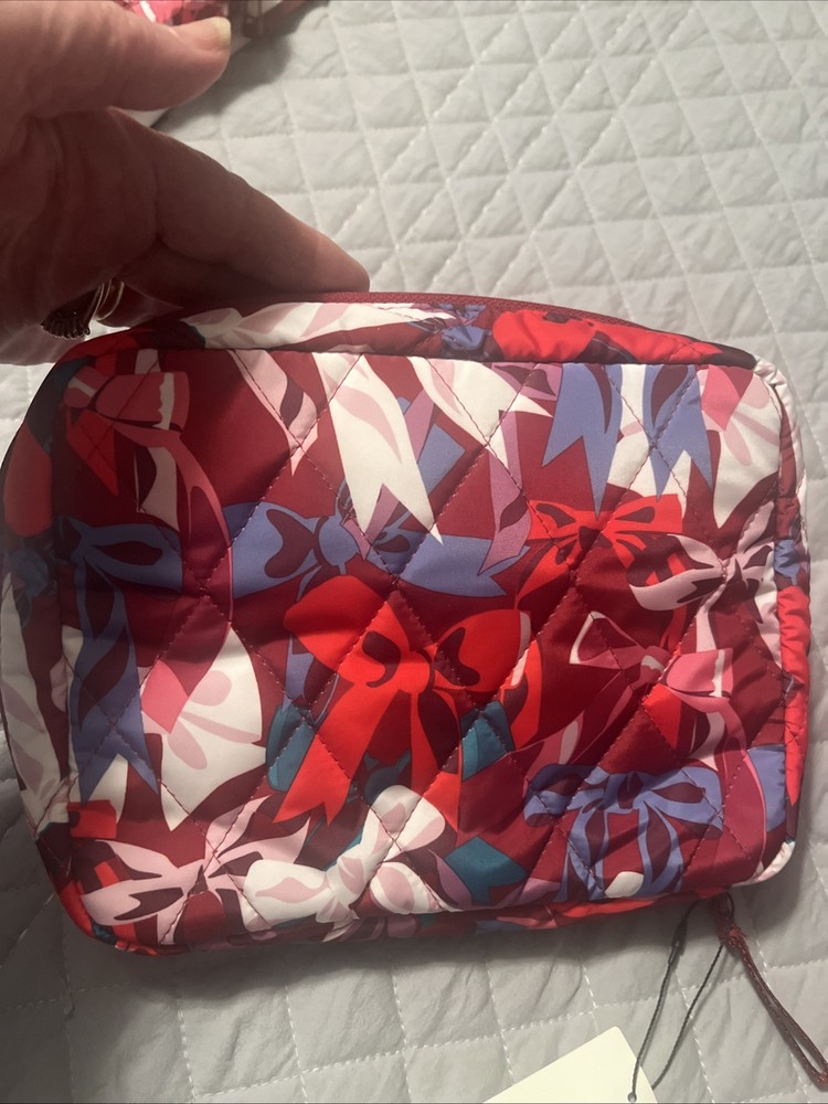 Vera Bradley Bow Essential Card Organizer Case