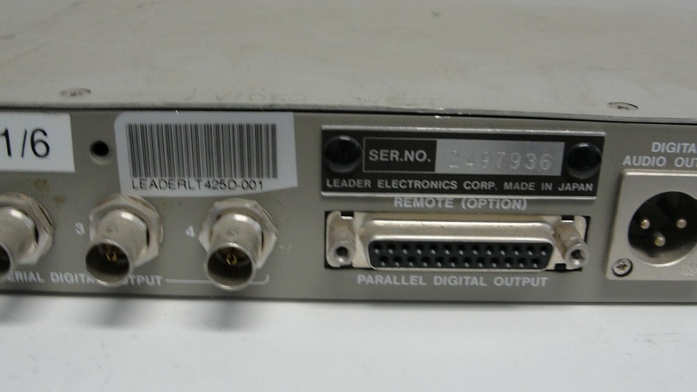 Leader LT 425D component digital signal generator