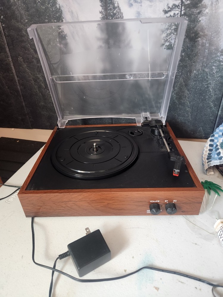 Crosley C62BWA Turntable System and Speaker