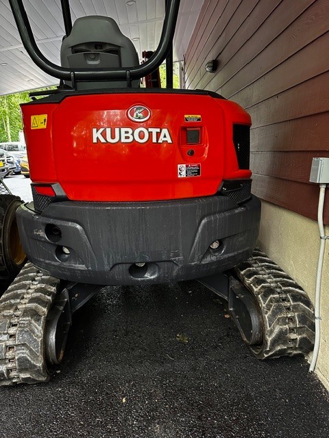 2017 kubota u35-4
