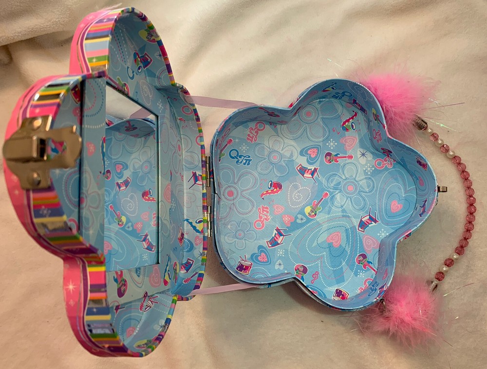 QTπ Flower Shaped Purse Box With Mirror