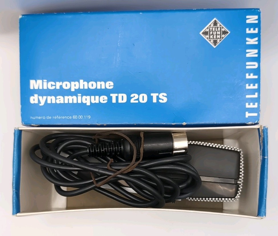 Vintage Telefunken TD 20 TS Dynamic Microphone – Rare Original Box