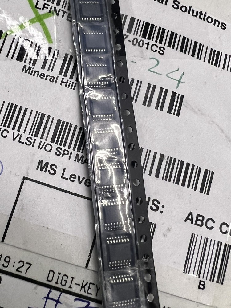 MAX3100CEE+DKR (12pcs) MAXIM INTEGRATED