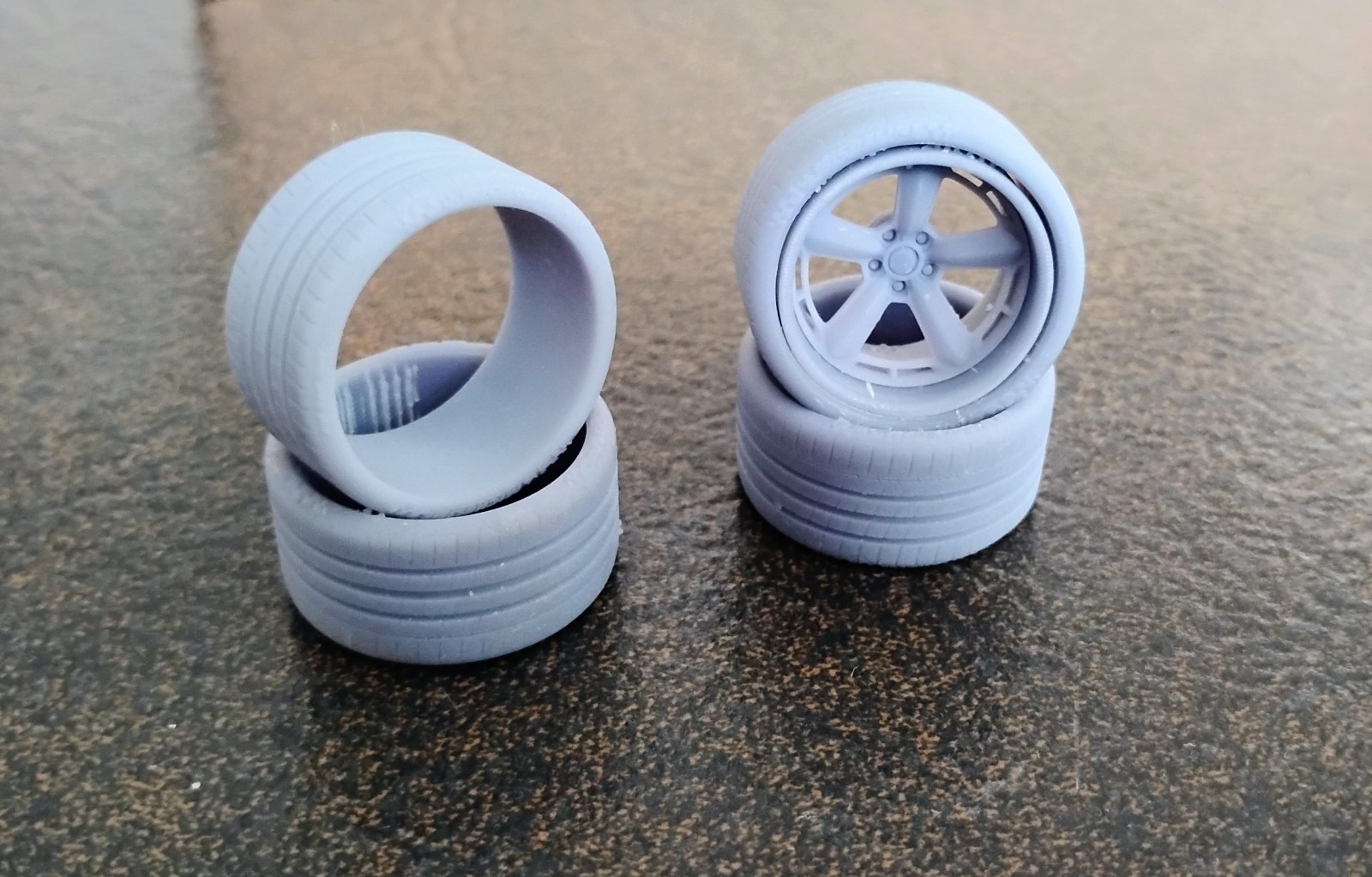 1/24 Scale Resin 20" American Racing Wheels & Michelin Tires 3d Printed