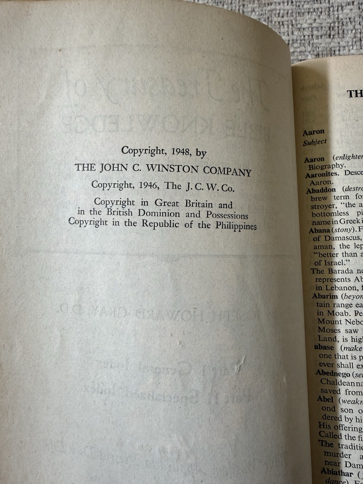 Vintage Bible Embossed Shepherd Scene Tan Gold Lettering Illustrated Maps