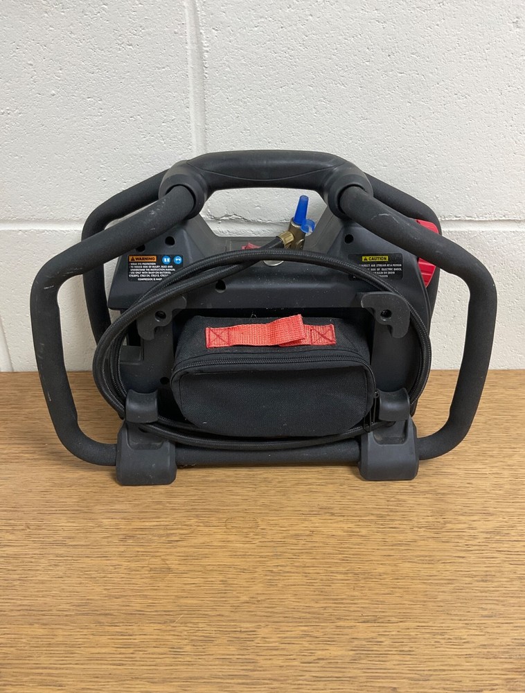 Snap-On Versavolt Model CTPS3918 Cordless Air Compressor & Case & Light