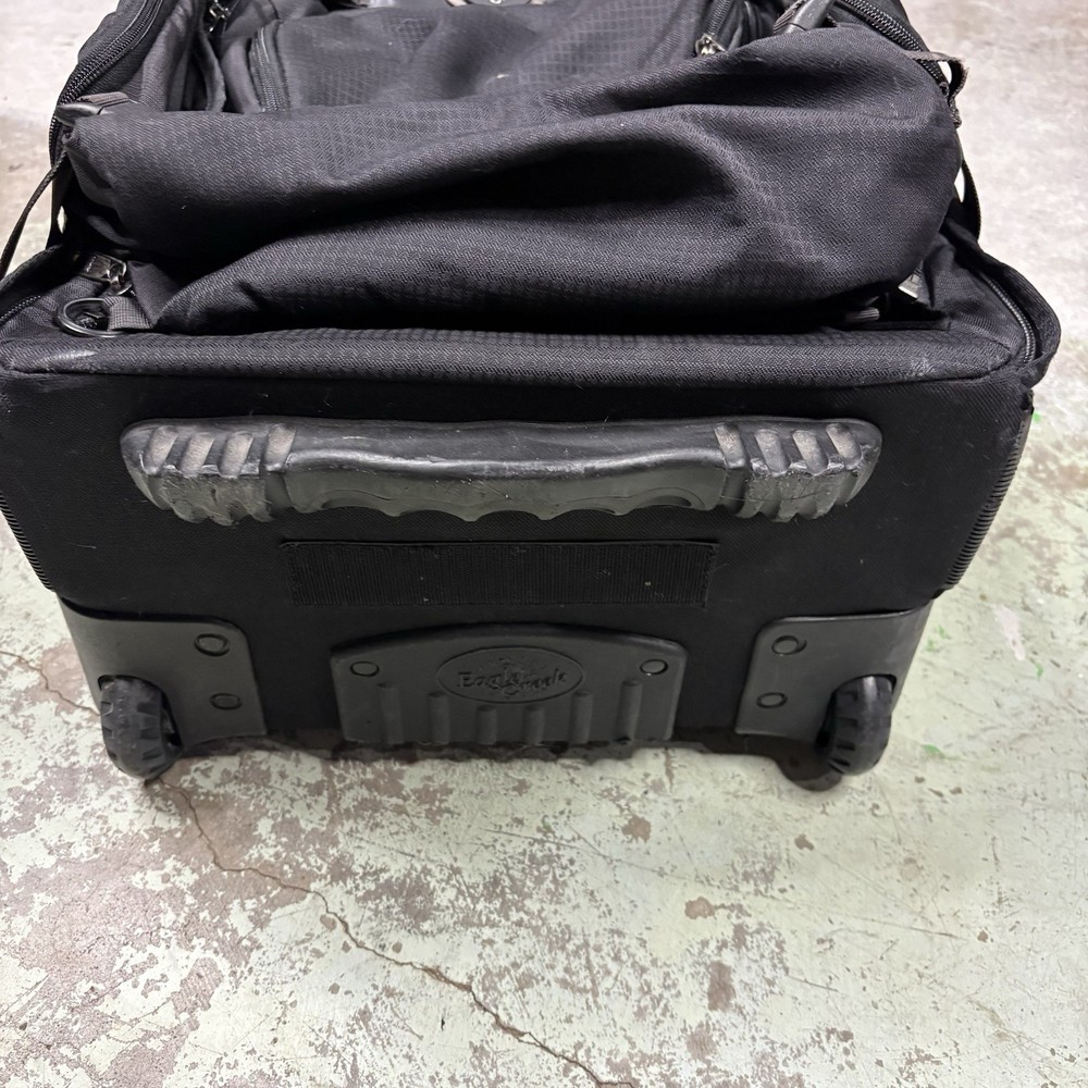 Eagle Creek Switchback Max ES 25 Rolling Carry-On Detachable Backpack Combo