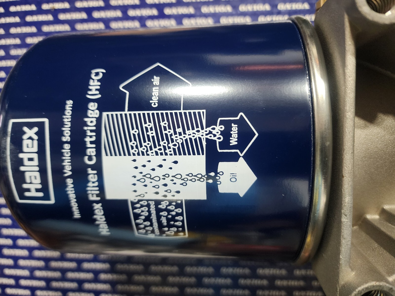 VOLVO D13 air dryer assembly HALDEX brand 955300CRX M39X1.5 R955079