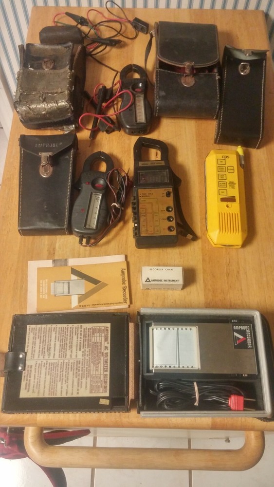 ELECTRONIC TESTING INSTRUMENTS TOTAL OF 5 PLEASE SEE PIC'S