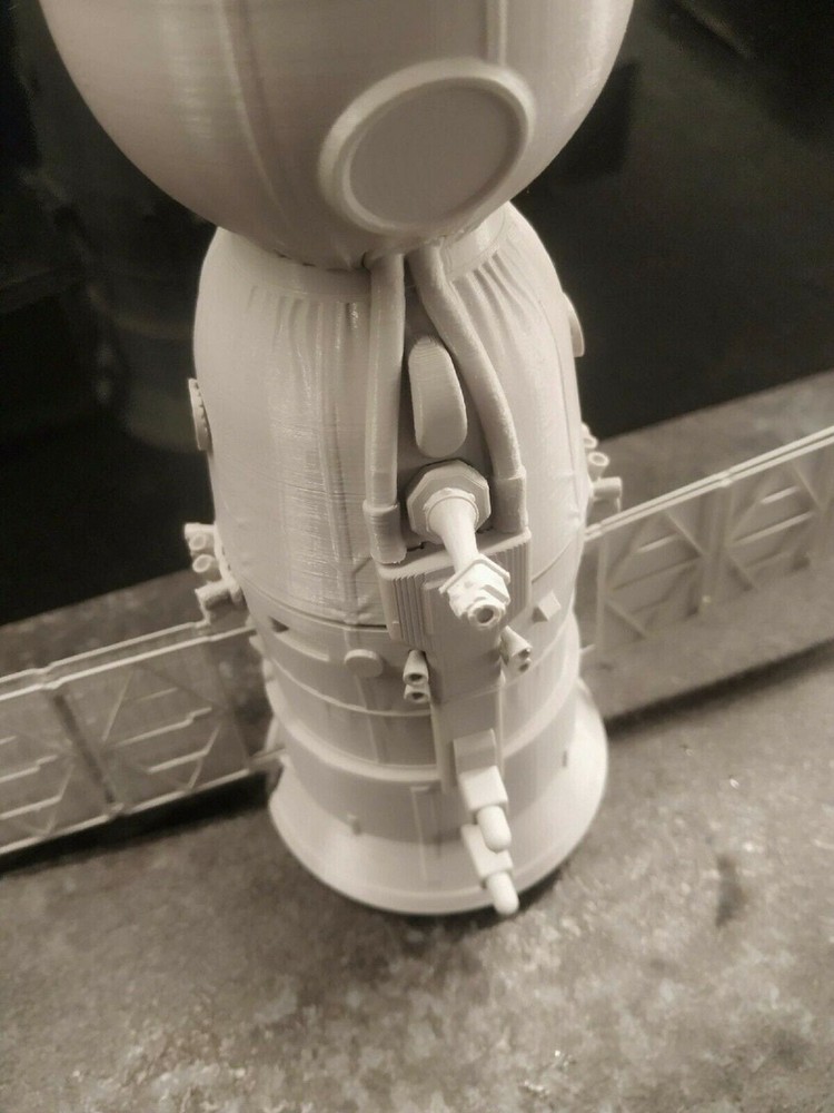 3d printed Russian Soyuz MS Spacecraft spaceship 1:25