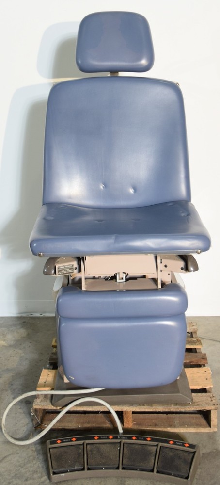 Midmark 319 Power Exam Chair with Foot Switch