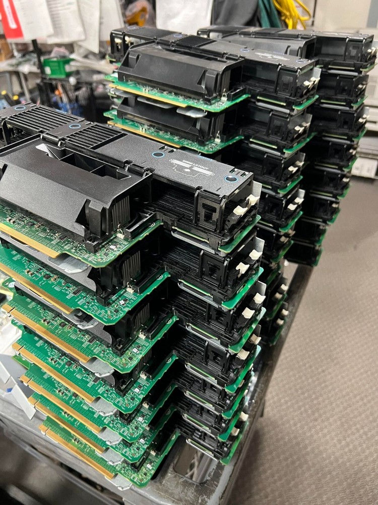 Dell 0C2CC5 Memory Riser Board for PowerEdge R910