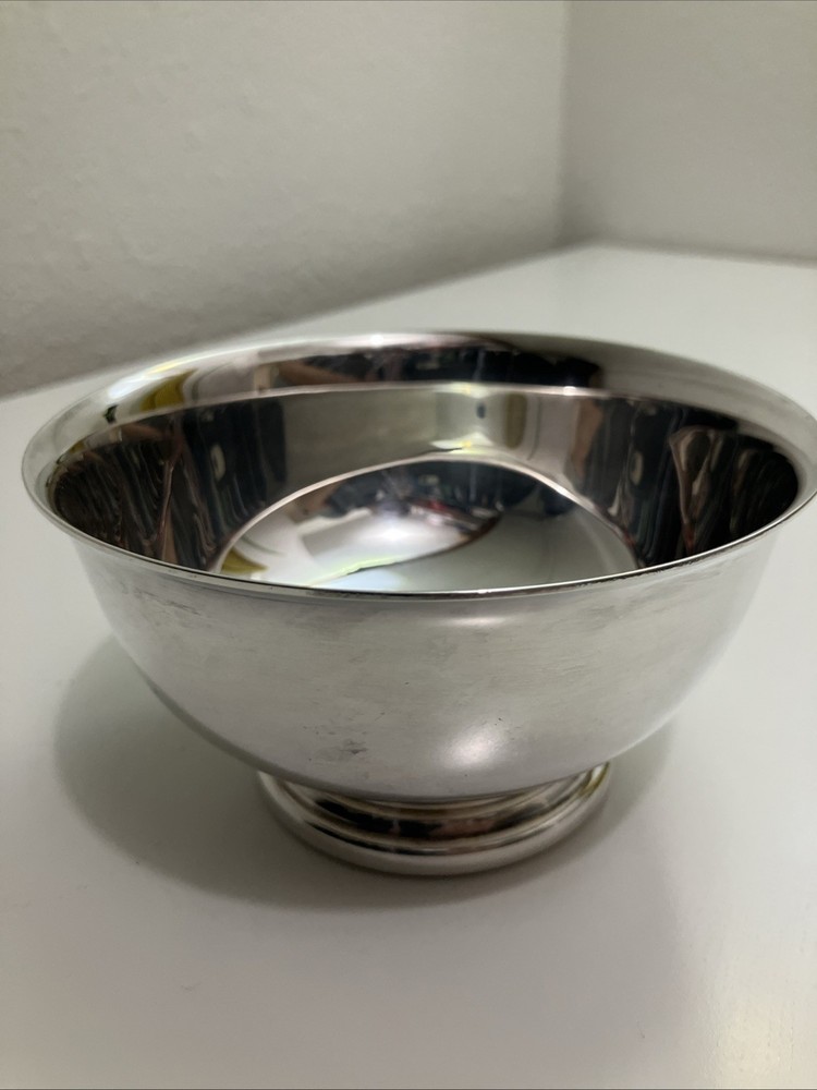 Vintage Gorham silverplate footed bowl, marked E.P. YC778