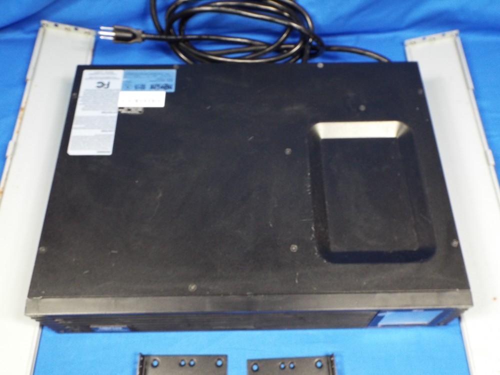 Tripp Lite SmartPro UPS Line Interactive Sine Wave Rackmount 1000VA 120V