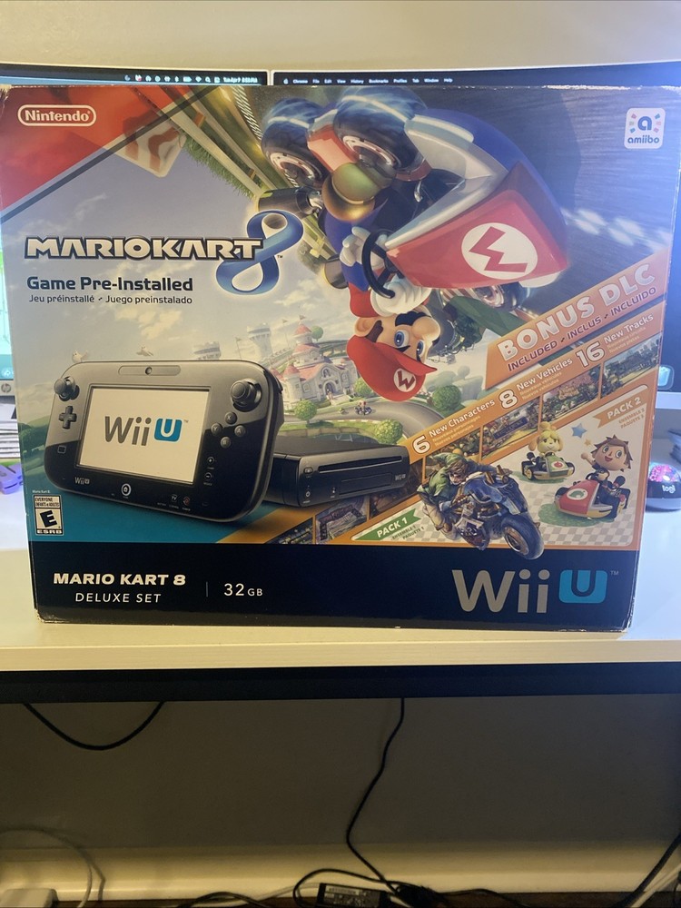 NINTENDO WII U MARIO KART 8 BUNDLE VIDEO GAME CONSOLE BOX ONLY *NO SYSTEM*
