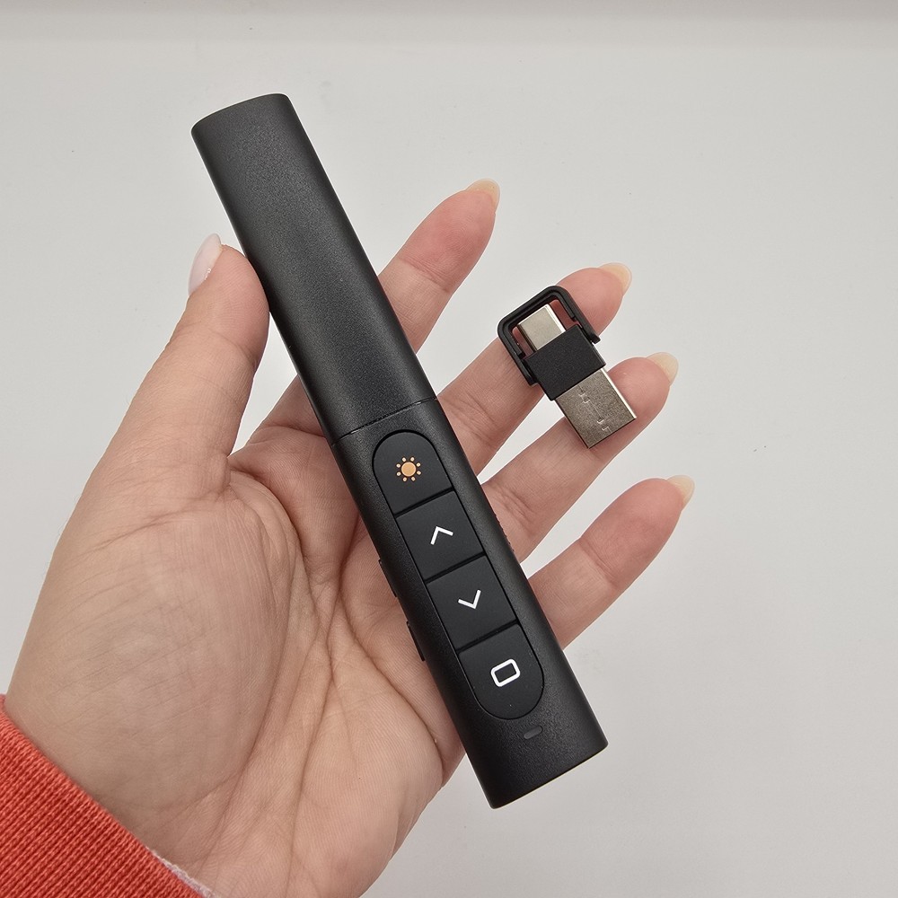 USB Type C Presentation Clicker with Red Light Presenter Remote Pointer *NOB