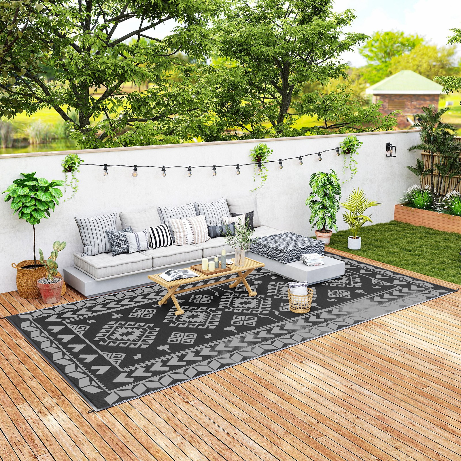 Outsunny Outdoor Rug, 9' x 18' Floor Mat, Black Gray Rhombus Patchwork