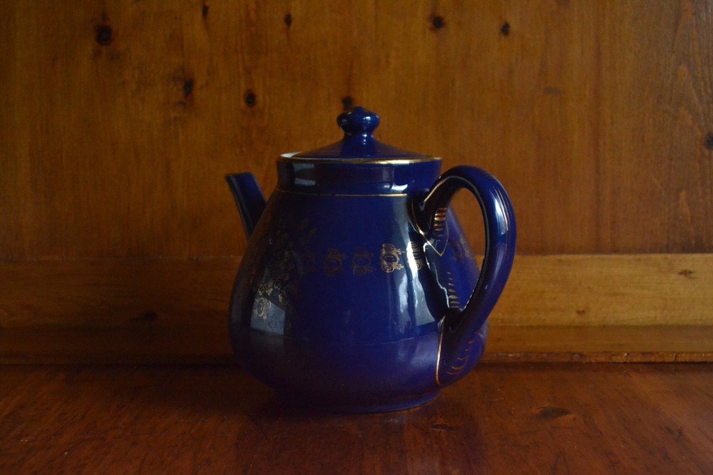 Weller Ware vintage teapot
