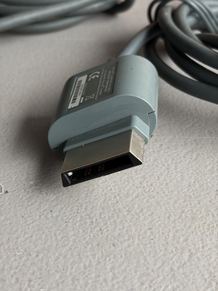 2 Xbox 360 Component AV Cables OEM Tested