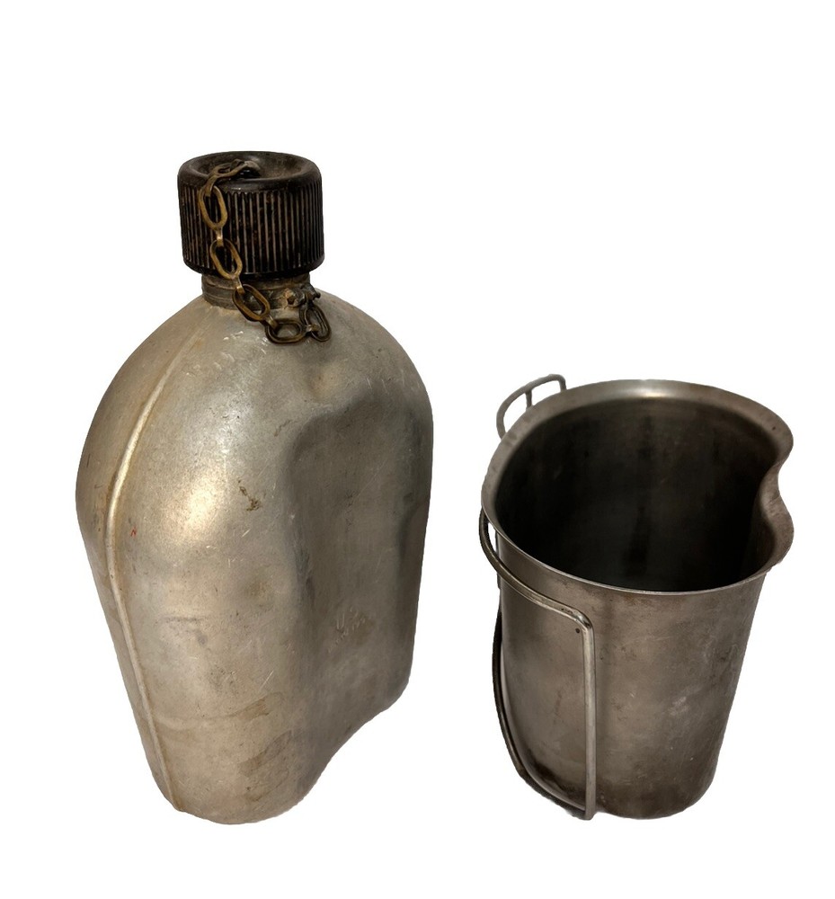 ORIGINAL WWII Steel Canteen And Cup  US ARMY & MARINE INFANTRY US Mirro 1953