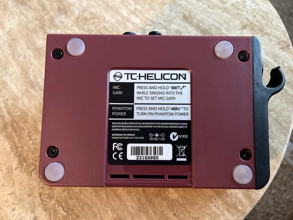 TC Helicon Vocal Effects Processor, TC Helicon Perform VG Look!