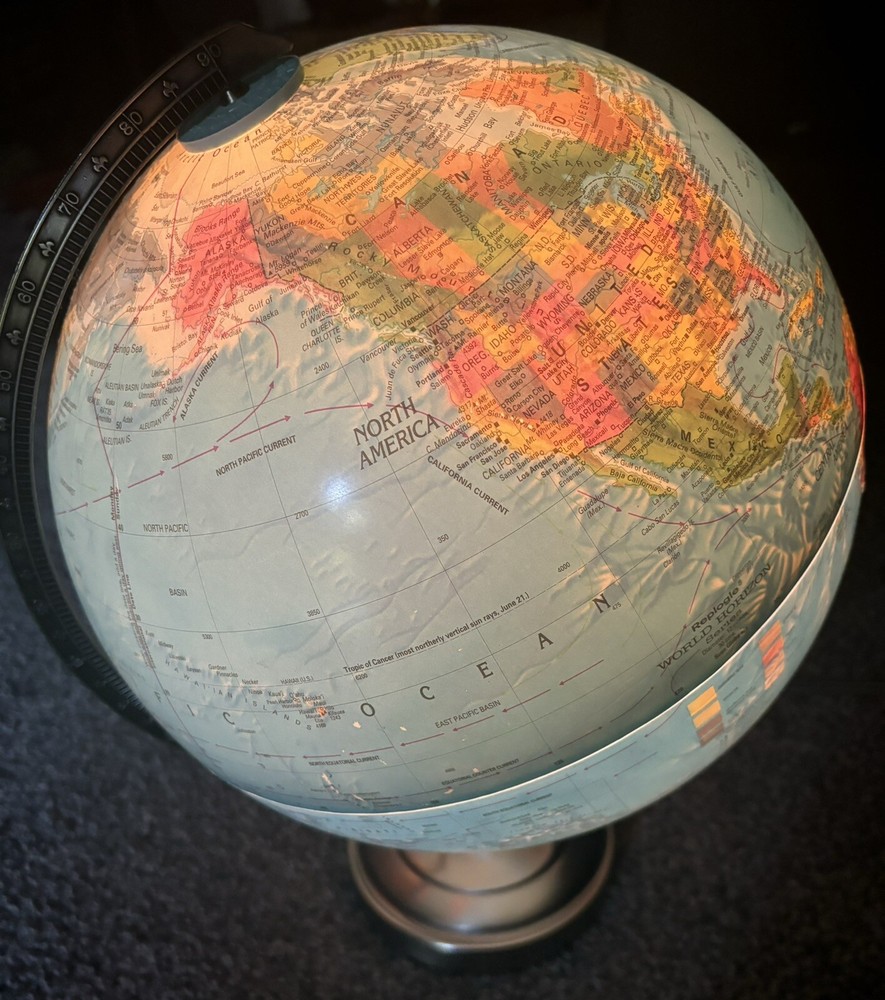 Vtg Replace World Globe Earth Light Up Large 8' Cord Switch EUC Topographical