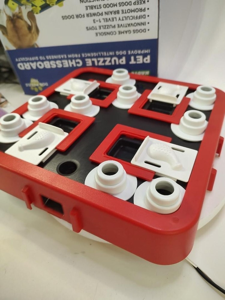 Pet Puzzle Chessboard Improve Dog Intelligence From Easy to Difficulty