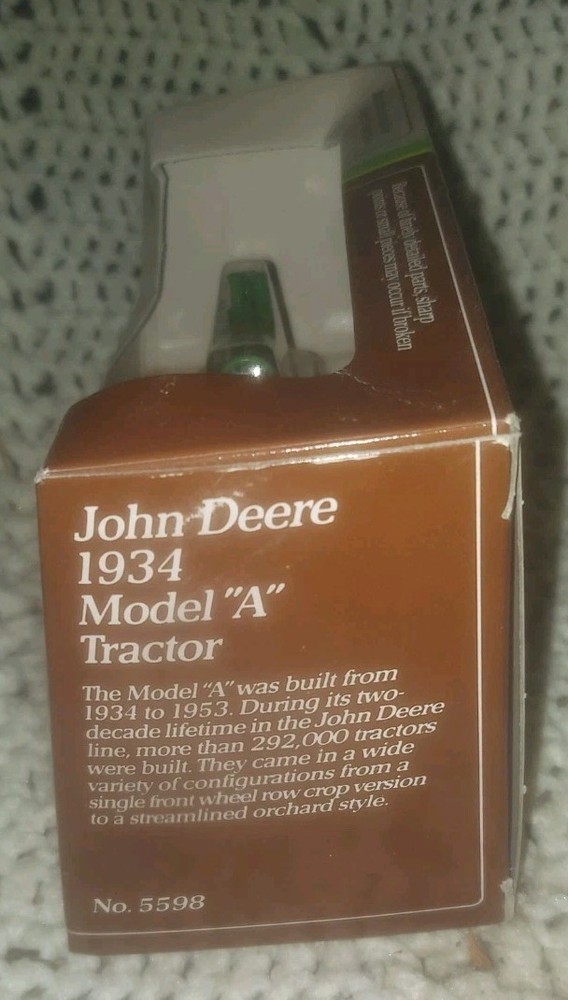 Ertl John Deere 1934 Model A Tractor 1:43 No. 5598