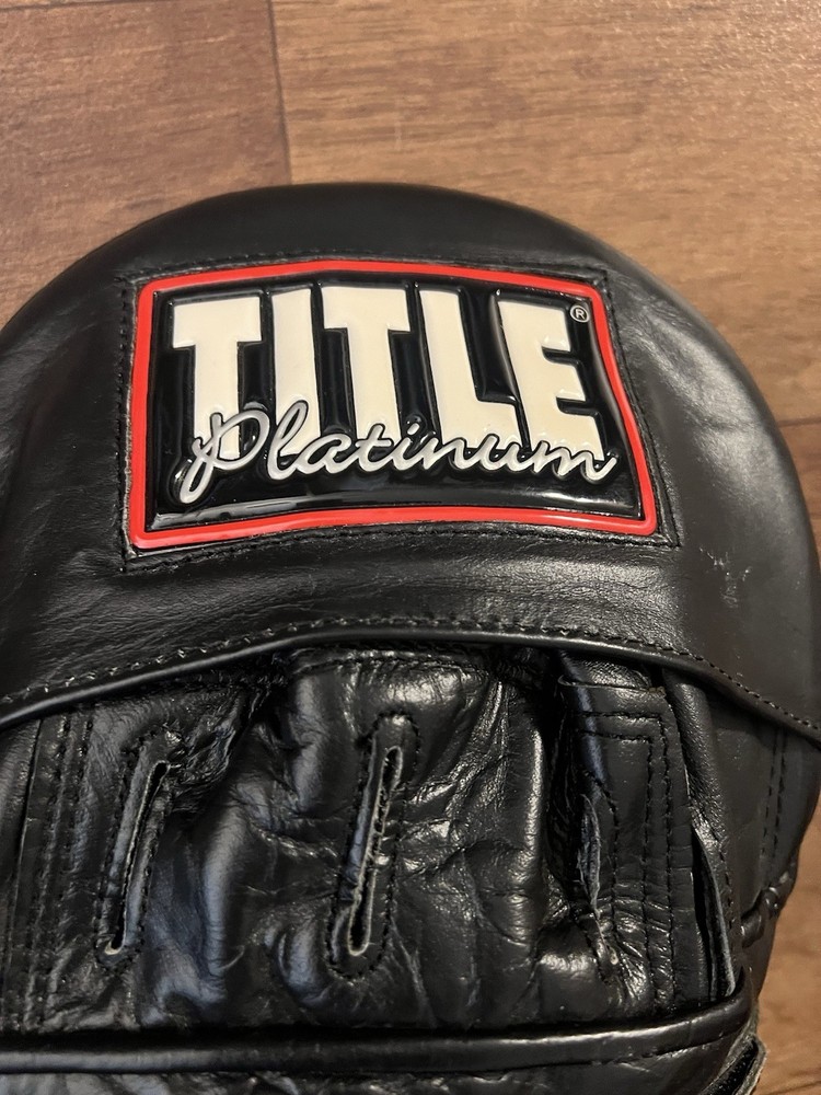 Title Boxing Platinum Focus MITTS