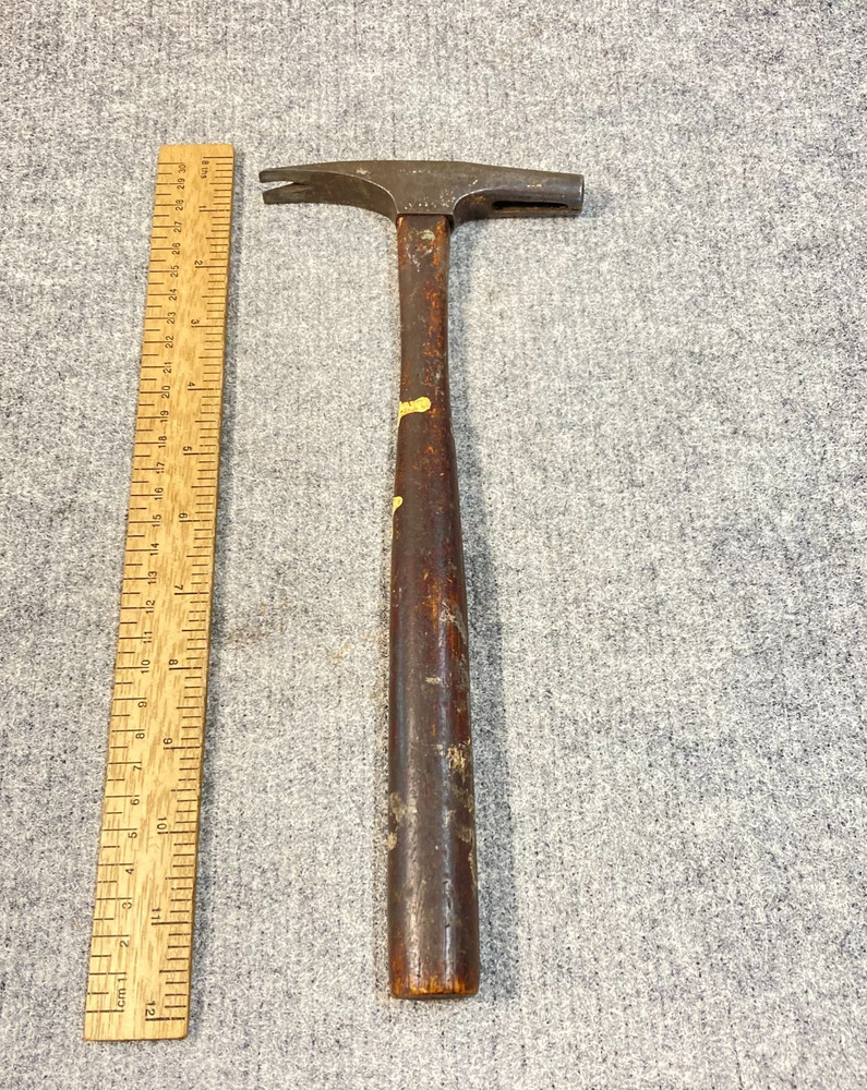 Vaughn Cushnell Hammer Split Head Tack Puller Wood Handle Upholstery Leather