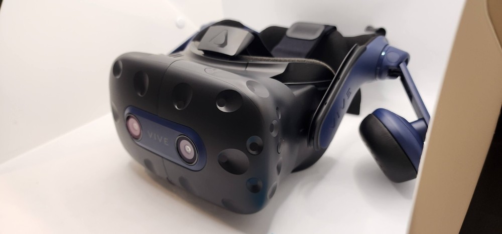 🔥 HTC Vive Pro 2 VR 🔥 Headset ONLY - A+ Excellent Condition - Fully Cleaned