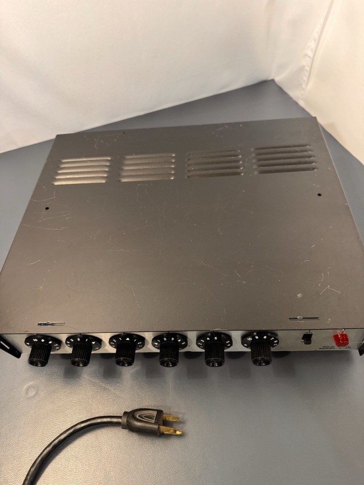 Vintage Bogen Challenger Model: C-35 Amplifier Untested #504