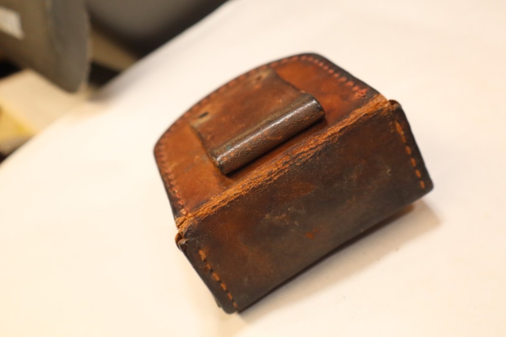 charvoz compass In M19 Carring Case w/ Broken Snap