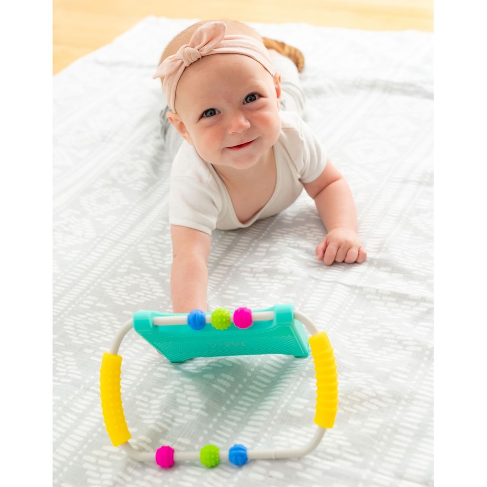 Mobi Peeka Developmental Mirror