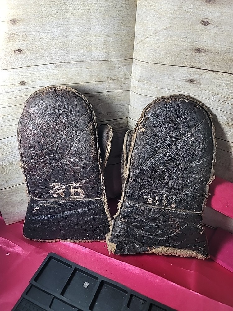 Vintage WWII Leather Wool Lined Air Force Machine Gunner Bomber Pilot Gloves