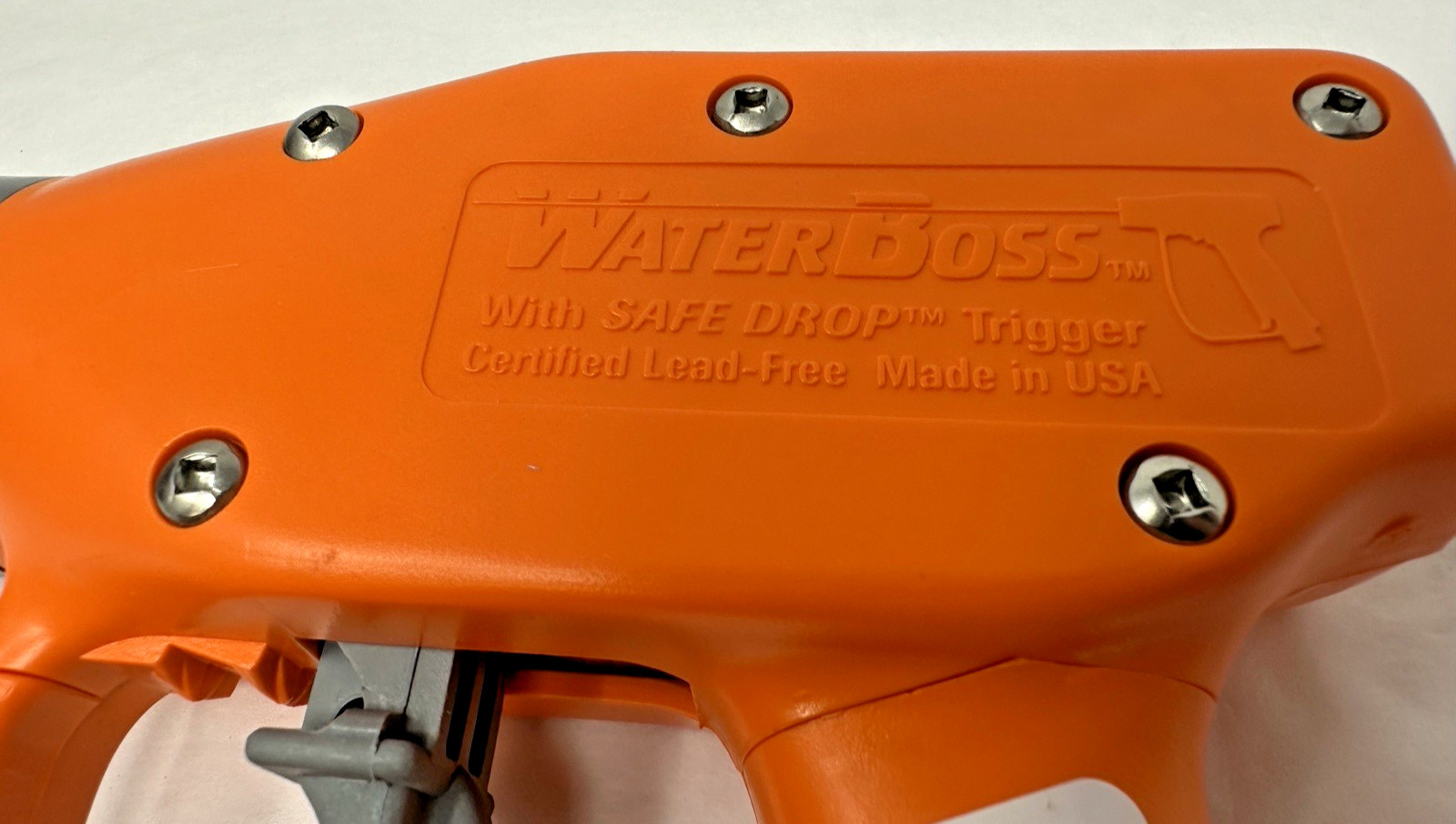 NEW ERGOTECH WaterBoss Spray Gun Nozzle, 3/8″ NPT, 750 Max PSI, WB-750-3/8-LRF