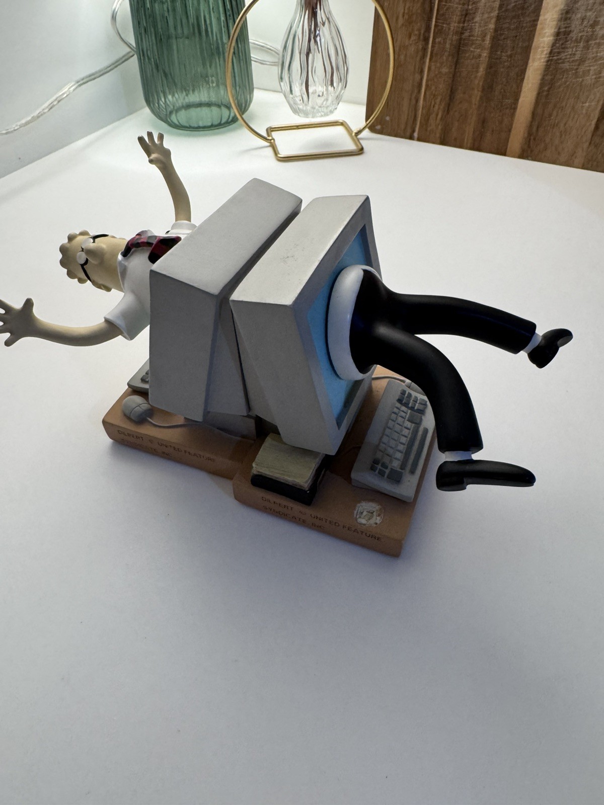 Spinning Dilbert Book Ends Office Computer User Unfriendly Scott Adams 1957-2026