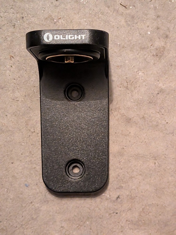 OLIGHT L-Dock Magnetic Charging Dock