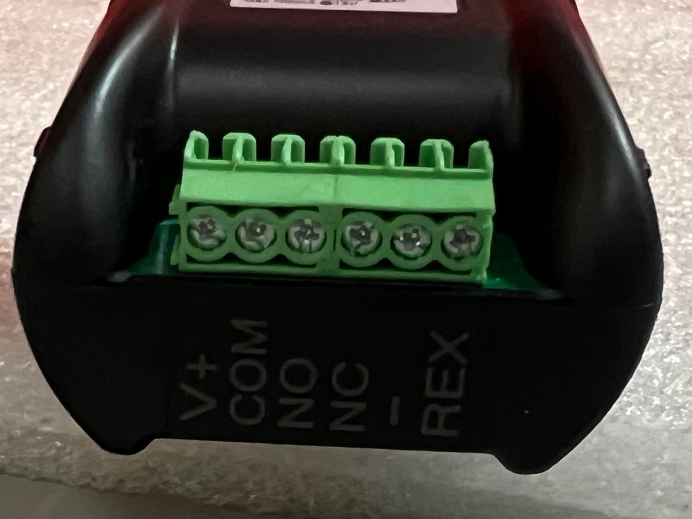 AXIS COMMUNICATIONS 5801-141 SECURITY RELAY BOX A9801